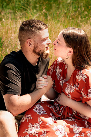 Shelby & Sterling - maternity - IMG_2228 - July 05, 2023 - Radiant Photography by Selina-Selina Gilchrist