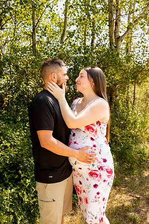 Shelby & Sterling - maternity - IMG_2270 - July 05, 2023 - Radiant Photography by Selina-Selina Gilchrist