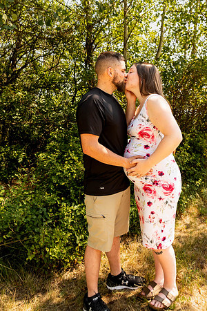 Shelby & Sterling - maternity - IMG_2280 - July 05, 2023 - Radiant Photography by Selina-Selina Gilchrist