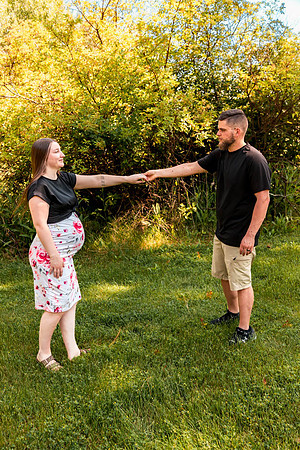 Shelby & Sterling - maternity - IMG_2347 - July 05, 2023 - Radiant Photography by Selina-Selina Gilchrist