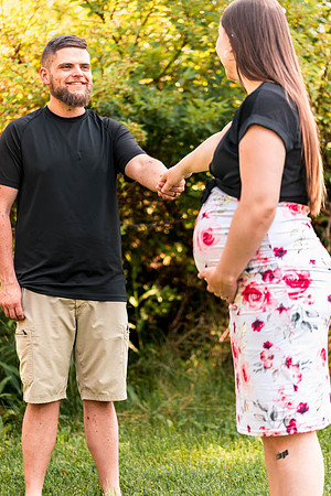 Shelby & Sterling - maternity - IMG_2371 - July 05, 2023 - Radiant Photography by Selina-Selina Gilchrist