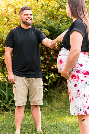Shelby & Sterling - maternity - IMG_2369 - July 05, 2023 - Radiant Photography by Selina-Selina Gilchrist