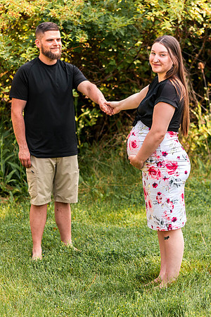 Shelby & Sterling - maternity - IMG_2376 - July 05, 2023 - Radiant Photography by Selina-Selina Gilchrist