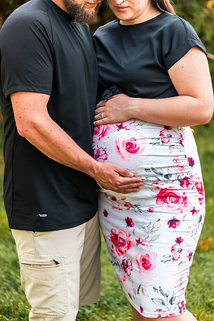 Shelby & Sterling - maternity - IMG_2391 - July 05, 2023 - Radiant Photography by Selina-Selina Gilchrist