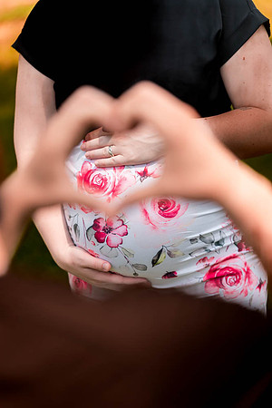 Shelby & Sterling - maternity - IMG_2423 - July 05, 2023 - Radiant Photography by Selina-Selina Gilchrist