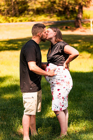 Shelby & Sterling - maternity - IMG_2432 - July 05, 2023 - Radiant Photography by Selina-Selina Gilchrist