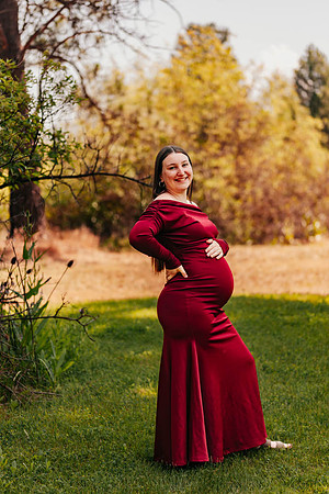 Shelby & Sterling - maternity - IMG_2481 - July 05, 2023 - Radiant Photography by Selina-Selina Gilchrist
