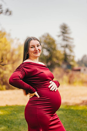 Shelby & Sterling - maternity - IMG_2491 - July 05, 2023 - Radiant Photography by Selina-Selina Gilchrist