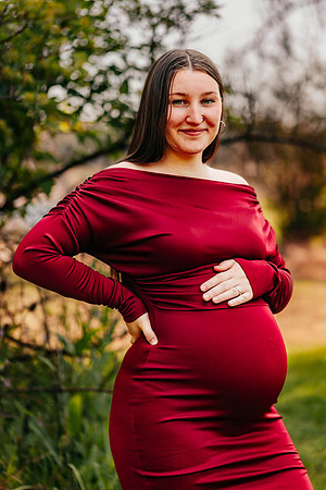Shelby & Sterling - maternity - IMG_2501 - July 05, 2023 - Radiant Photography by Selina-Selina Gilchrist