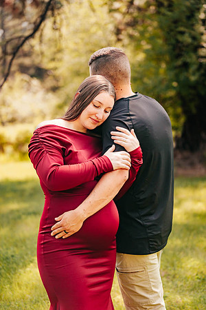 Shelby & Sterling - maternity - IMG_2530 - July 05, 2023 - Radiant Photography by Selina-Selina Gilchrist