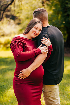 Shelby & Sterling - maternity - IMG_2528 - July 05, 2023 - Radiant Photography by Selina-Selina Gilchrist