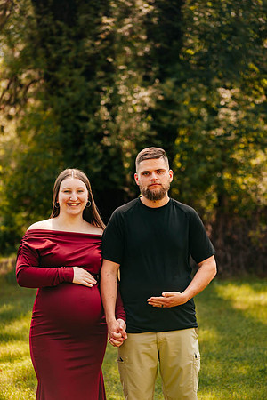 Shelby & Sterling - maternity - IMG_2534 - July 05, 2023 - Radiant Photography by Selina-Selina Gilchrist