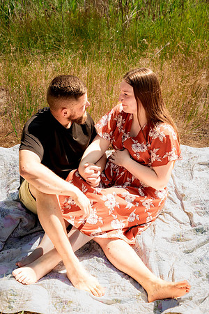 Shelby & Sterling - maternity - IMG_2230 - July 05, 2023 - Radiant Photography by Selina-Selina Gilchrist