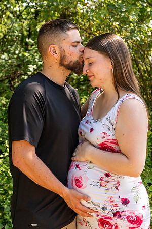 Shelby & Sterling - maternity - IMG_2245 - July 05, 2023 - Radiant Photography by Selina-Selina Gilchrist-2