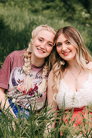 Maddy B Spring - Class of 2022 - IMG_3752 - May 26, 2022 - ©Radiant Photography by Selina - Selina Gilchrist