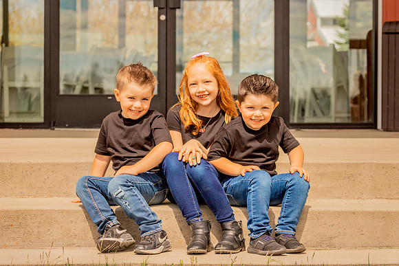 IMG_0235 - Nicole & Family May 01, 2021 - Radiant Photography by Selina - Selina Gilchrist