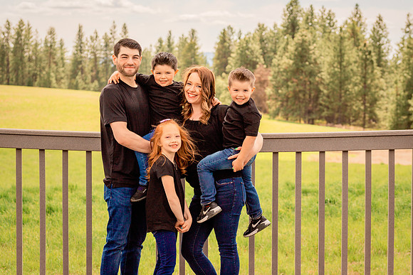 IMG_0239 - Nicole & Family May 01, 2021 - Radiant Photography by Selina - Selina Gilchrist