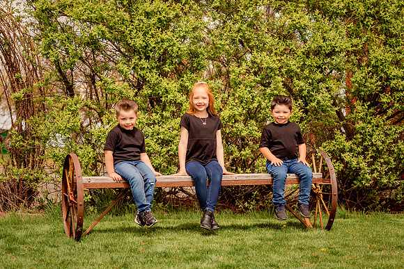IMG_0252 - Nicole & Family May 01, 2021 - Radiant Photography by Selina - Selina Gilchrist