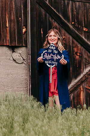 Maddy B Spring - Class of 2022 - IMG_3288 - May 26, 2022 - ©Radiant Photography by Selina - Selina Gilchrist