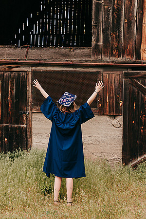 Maddy B Spring - Class of 2022 - IMG_3310 - May 26, 2022 - ©Radiant Photography by Selina - Selina Gilchrist