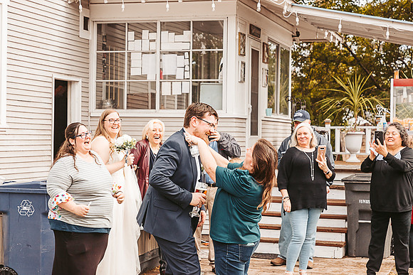 Brittany & Daren Wedding - reception -IMG_5359 - June 04, 2022 - ©Radiant Photography by Selina - Selina Gilchrist