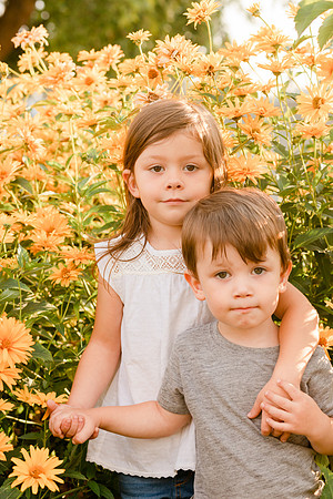 IMG_4454 - Linda F & Family - Half Moon Blooms - August 22, 2021 - ©Radiant Photography by Selina - Selina Gilchrist_