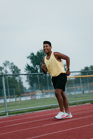 IMG_3758 - Jaimen Bivens - Class of 2022 Rogers HS - August 20, 2021 - ©Radiant Photography by Selina - Selina Gilchrist_