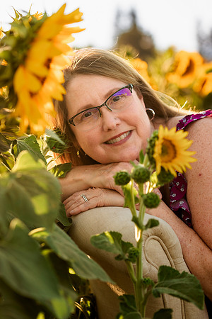 Kelly Anderson_sunflowers - IMG_5090 - July 23, 2023 - Radiant Photography by Selina-Selina Gilchrist