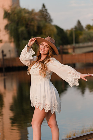 IMG_2218 -  Maddy B - Class of 2022 - Jenkins HS -August 19, 2021 - ©Radiant Photography by Selina - Selina Gilchrist_