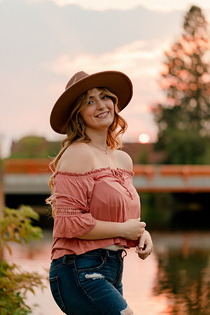 IMG_2772 -  Maddy B - Class of 2022 - Jenkins HS -August 19, 2021 - ©Radiant Photography by Selina - Selina Gilchrist_
