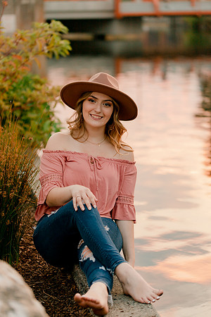 IMG_2821 -  Maddy B - Class of 2022 - Jenkins HS -August 19, 2021 - ©Radiant Photography by Selina - Selina Gilchrist_