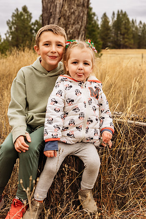 Darcy M & family 11-16-24 - AW2A1384 - ©Selina Gilchrist