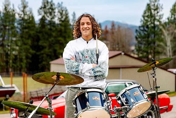 Zach L - Class of 2024 - IMG_6376 - November 12, 2023 - Radiant Photography by Selina-Selina Gilchrist