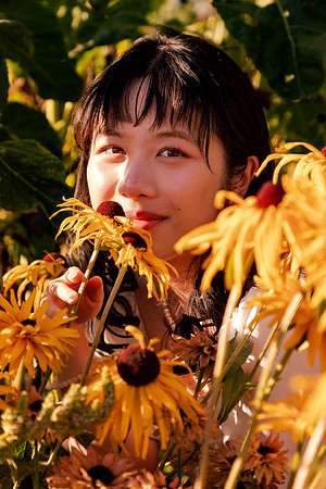Dana N - Class of 2024 - IMG_8904 - September 10, 2023 - Radiant Photography by Selina-Selina Gilchrist