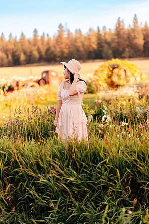 Dana N - Class of 2024 - IMG_9455 - September 10, 2023 - Radiant Photography by Selina-Selina Gilchrist