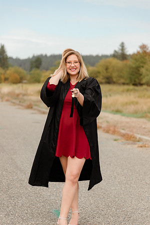 IMG_0035 -  Megan B - Bachelors Graduate Class of 2021  -September 22, 2021 - ©Radiant Photography by Selina - Selina Gilchrist_