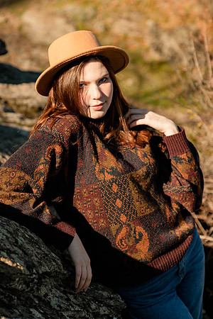 Kiera S - Class of 2022 - IMG_9690 - October 31, 2021 - Radiant Photography by Selina - Selina Gilchrist
