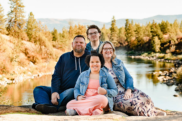 Bree & Arron Family - Mirabeau Point Park - IMG_2675 - October 03, 2021 - Radiant Photography by Selina - Selina Gilchrist