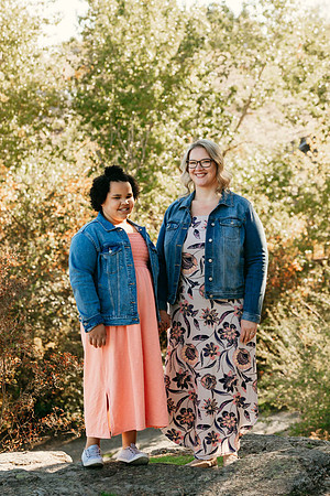 Bree & Arron Family - Mirabeau Point Park - IMG_2702 - October 03, 2021 - Radiant Photography by Selina - Selina Gilchrist