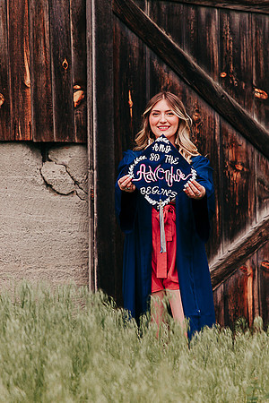 Maddy B Spring - Class of 2022 - IMG_3287 - May 26, 2022 - ©Radiant Photography by Selina - Selina Gilchrist