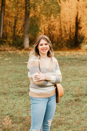 Natalee H - Class of 2022 - IMG_0332 - October 24, 2021 - Radiant Photography by Selina - Selina Gilchrist