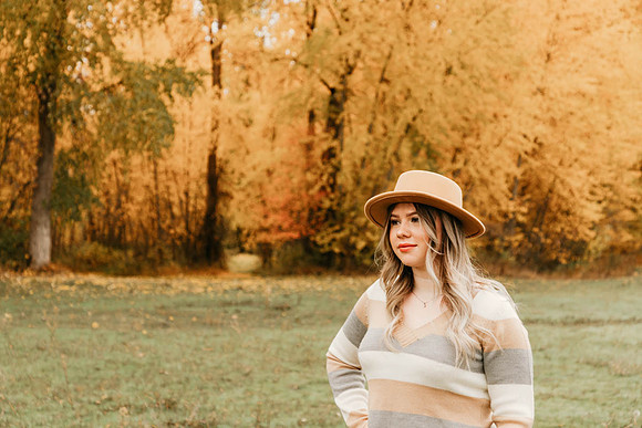 Natalee H - Class of 2022 - IMG_0348 - October 24, 2021 - Radiant Photography by Selina - Selina Gilchrist