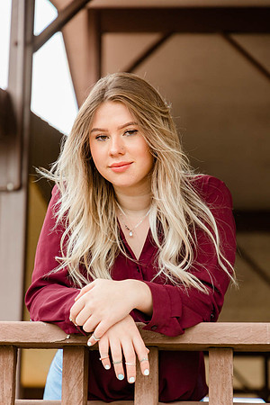 Natalee H - Class of 2022 - IMG_0842 - October 24, 2021 - Radiant Photography by Selina - Selina Gilchrist