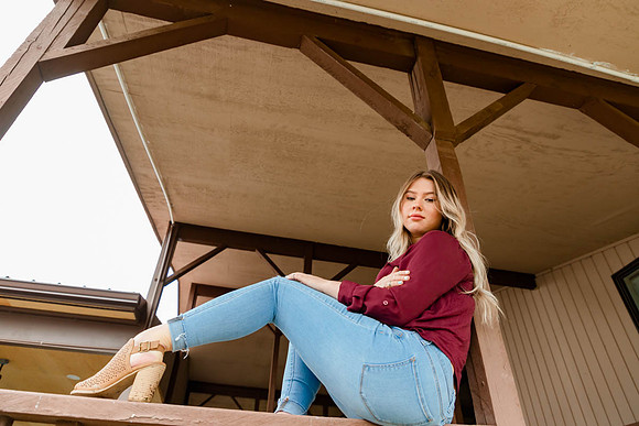 Natalee H - Class of 2022 - IMG_0903 - October 24, 2021 - Radiant Photography by Selina - Selina Gilchrist