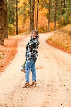 Natalee H - Class of 2022 - IMG_0924 - October 24, 2021 - Radiant Photography by Selina - Selina Gilchrist
