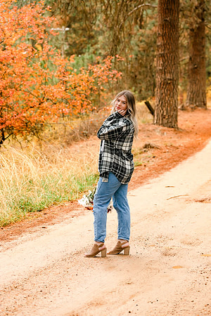 Natalee H - Class of 2022 - IMG_0928 - October 24, 2021 - Radiant Photography by Selina - Selina Gilchrist