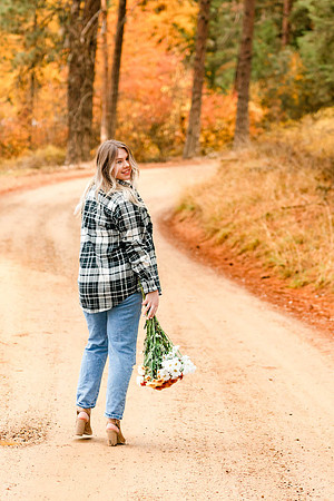 Natalee H - Class of 2022 - IMG_0941 - October 24, 2021 - Radiant Photography by Selina - Selina Gilchrist