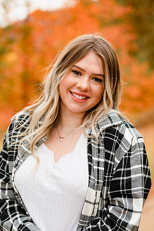 Natalee H - Class of 2022 - IMG_0985 - October 24, 2021 - Radiant Photography by Selina - Selina Gilchrist