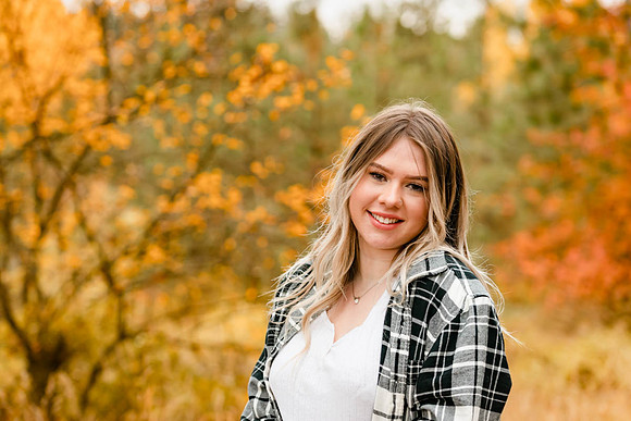 Natalee H - Class of 2022 - IMG_0988 - October 24, 2021 - Radiant Photography by Selina - Selina Gilchrist