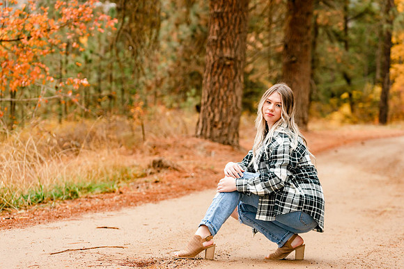 Natalee H - Class of 2022 - IMG_0993 - October 24, 2021 - Radiant Photography by Selina - Selina Gilchrist